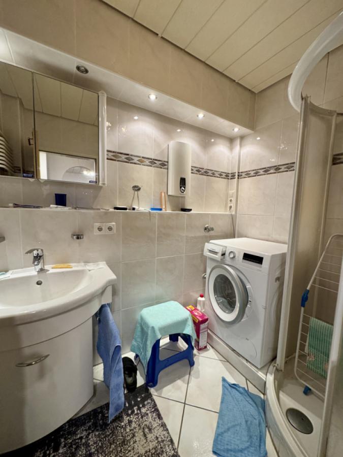 Bad mit Dusche