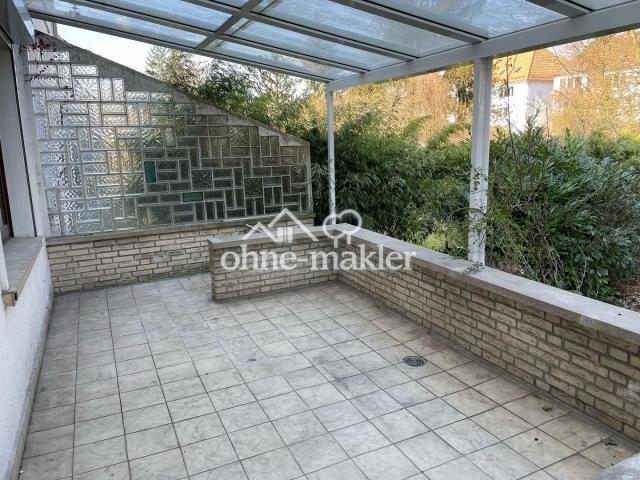 Terrasse mit Bedachung