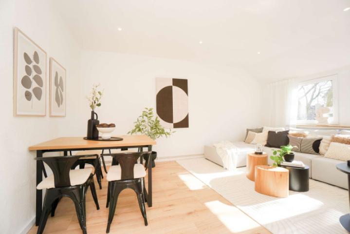 Wohnzimmer mit Essecke