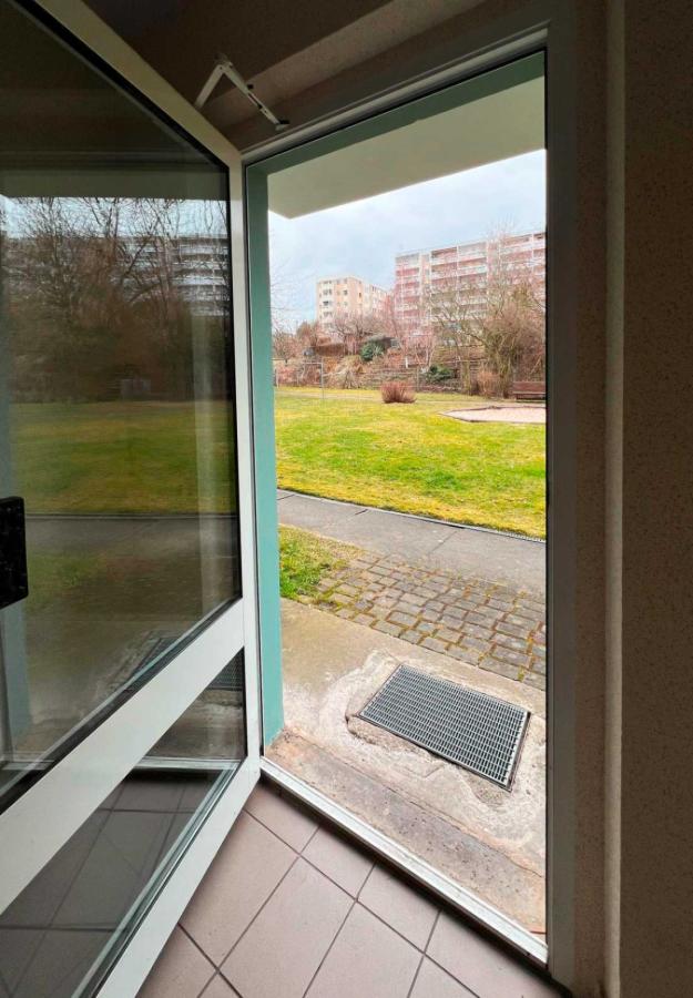 Ausgang-zur-Gartenseite