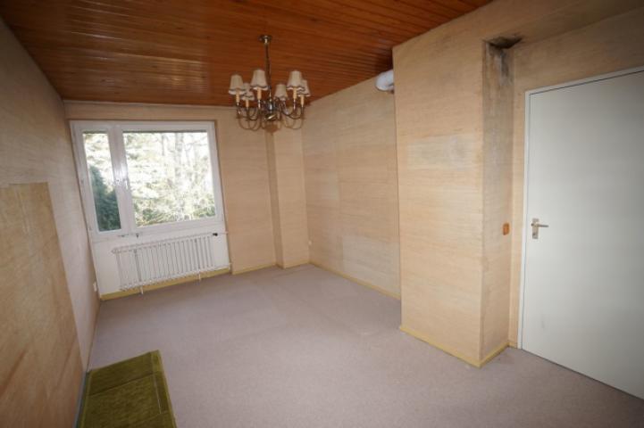 Zimmer 2 OG