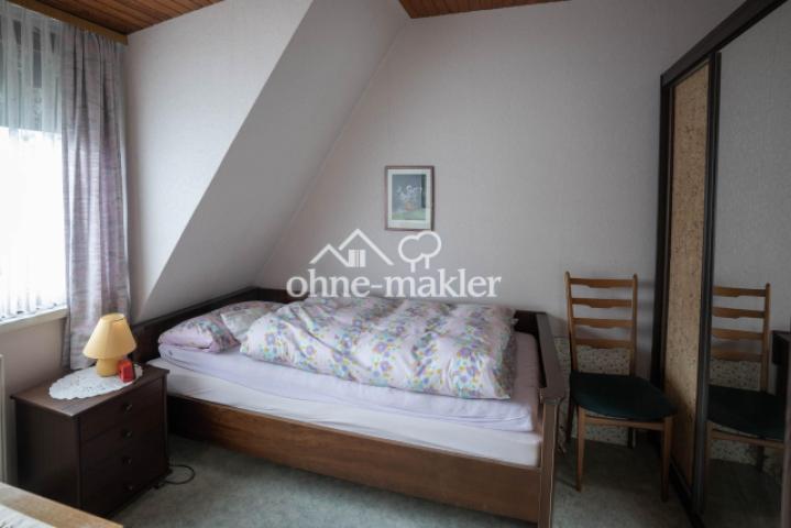 kl. Zimmer oben