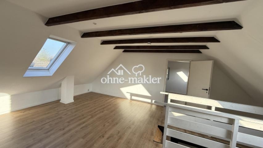 Wohnzimmer DG