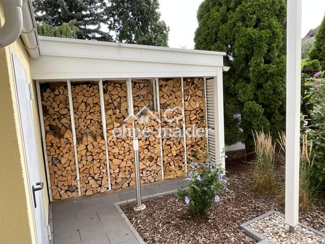 Holzlager 1