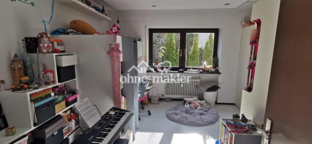 Schlafzimmer / Kinderzimmer