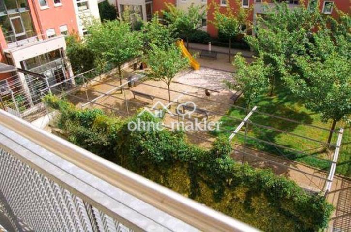 Balkon Links Spielplatz Sicht