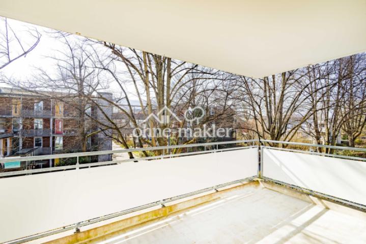 Süd-West Balkon überdacht 