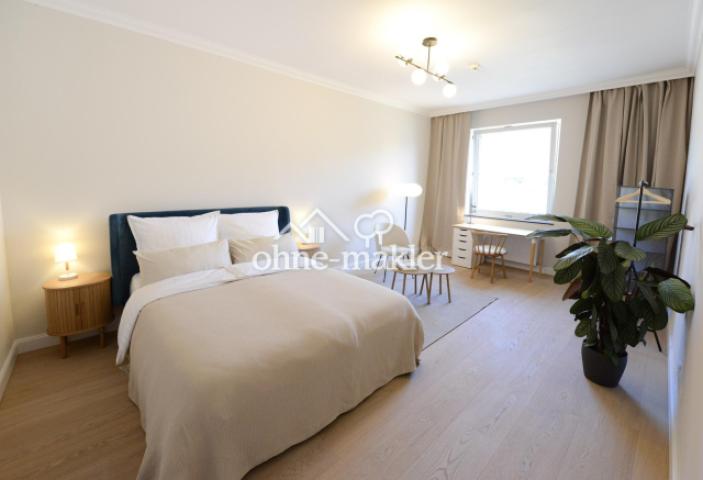 Geräumiges Schlafzimmer