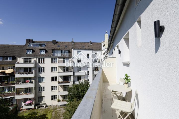 Sonnenbalkon zur Gartenseite