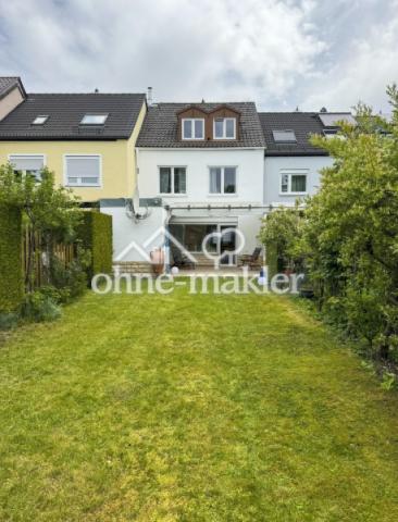 Außenansicht mit Garten
