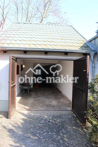 Garage mit Anbau