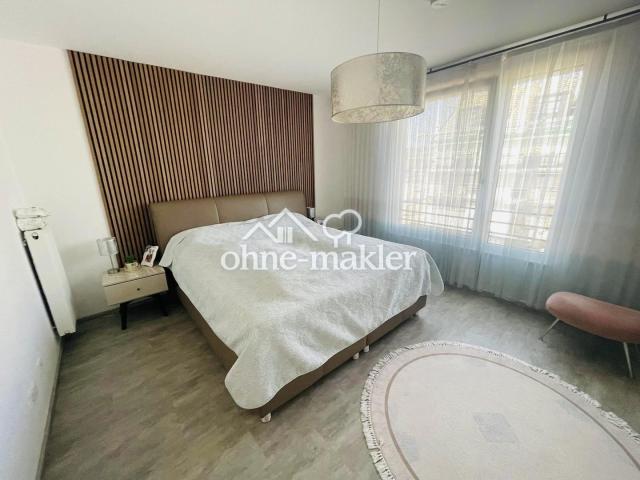 Schlafzimmer 1
