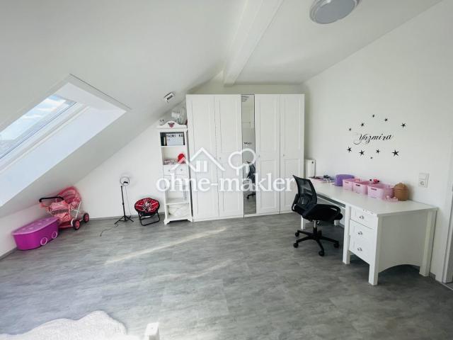 Schlafzimmer 3 