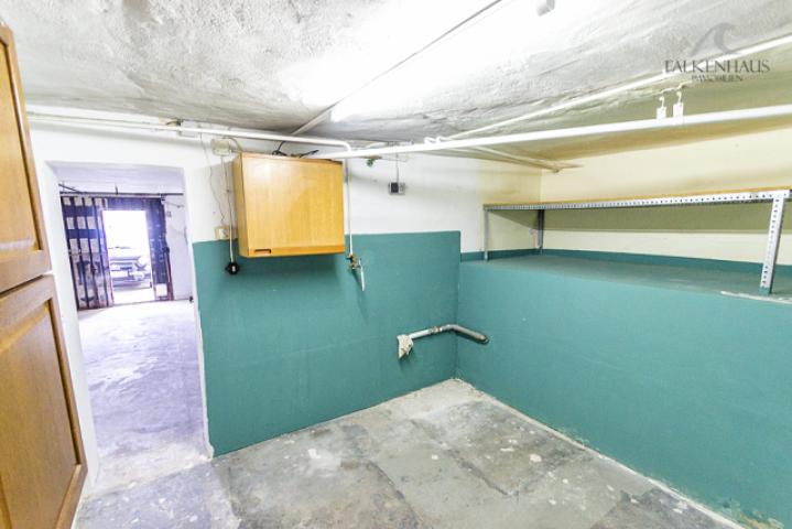 Waschraum II Garage