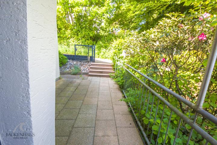 Zuwegung zum Haus