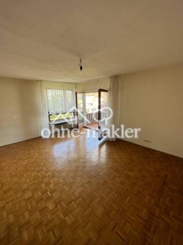 OG Wohnzimmer und Balkon