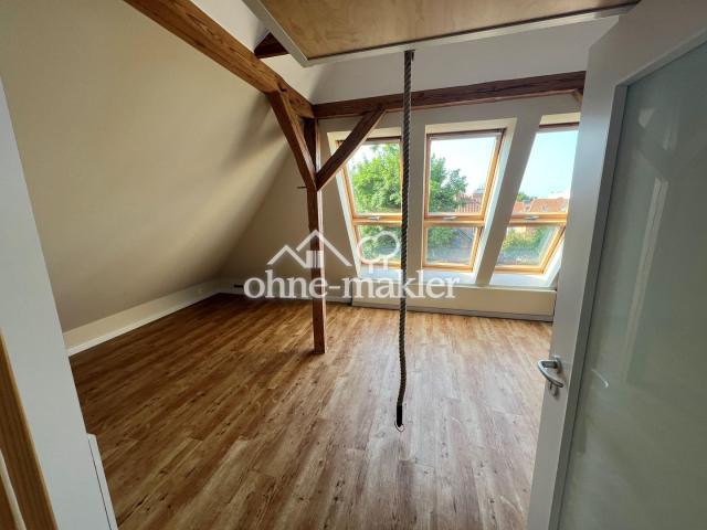 Wohnzimmer / Kinderzimmer