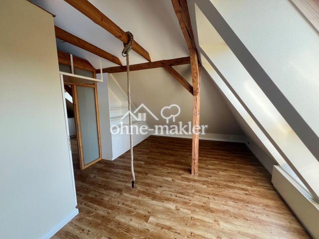 Wohnzimmer / Kinderzimmer