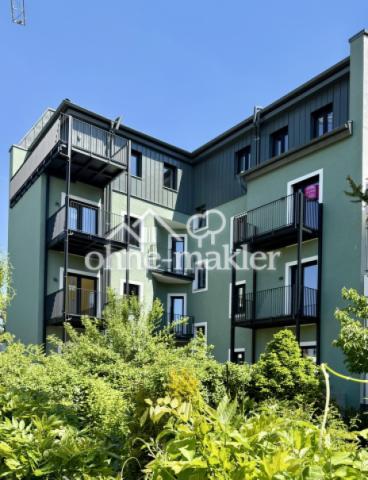 Rückseitige Fassade mit Balkon