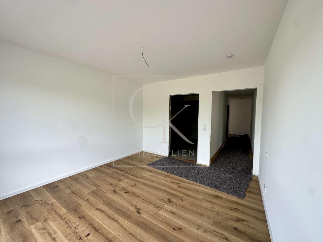 Schlafzimmer mit Bad en suite & Blick auf den Rhein