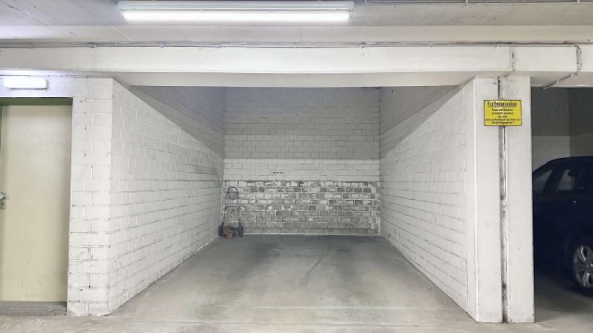 separate Garage