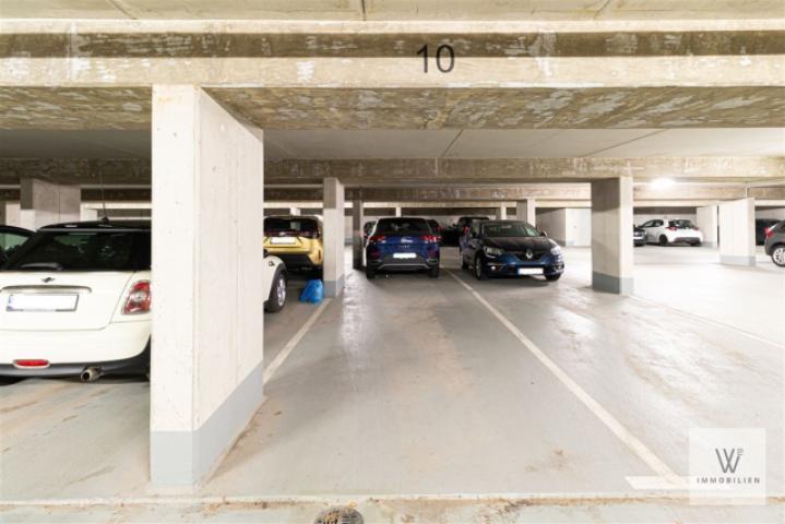 Großer Tiefgaragenstellplatz