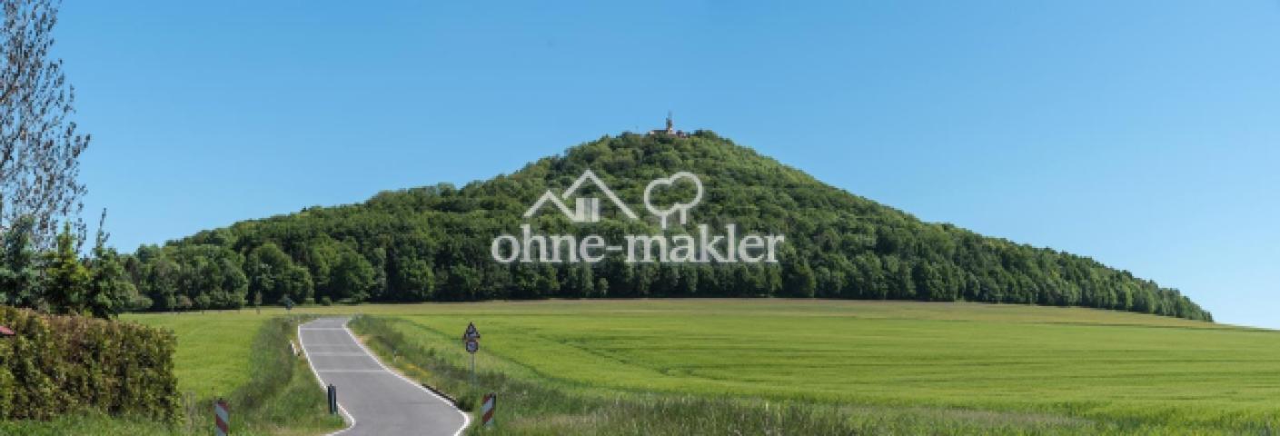 Lage:direkt am Hausberg 