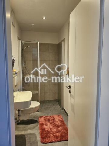 Gästebad mit Dusche EG