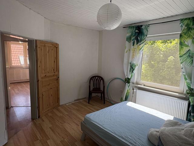 Schlafzimmer DG