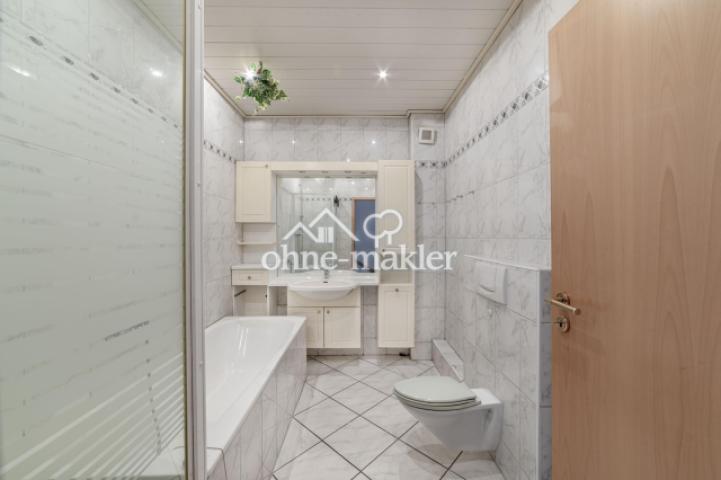 Badezimmer 1.OG