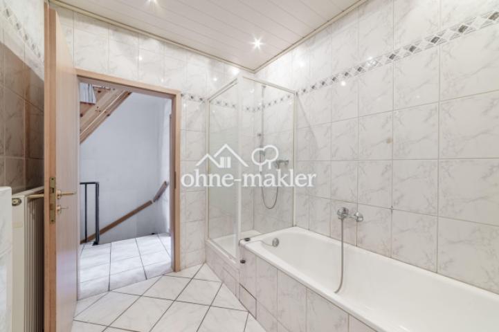 Badezimmer 1.OG