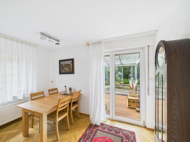 Esszimmer OG mit Zugang Wintergarten