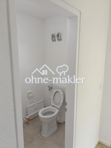 Separate Toilette