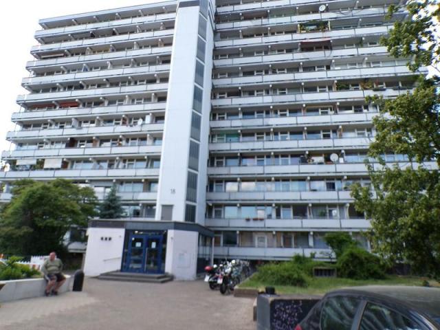 1 Straßenfront