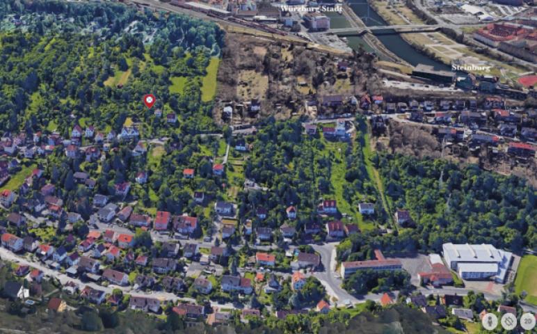 Luftbild/Lage (Roter Marker)