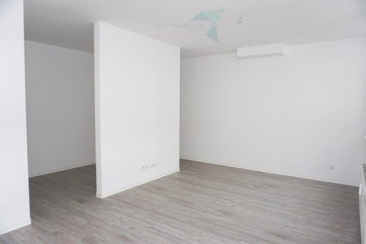 Wohnzimmer mit Schlafnische