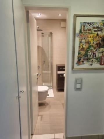 8 Flur Bad-SZ-WZ-Abstellkammer