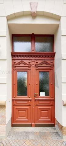 historische Eingangstür