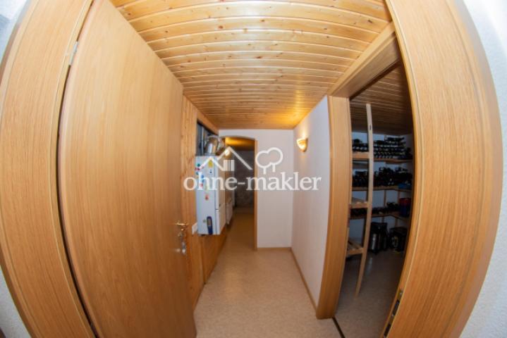 Flur im Keller