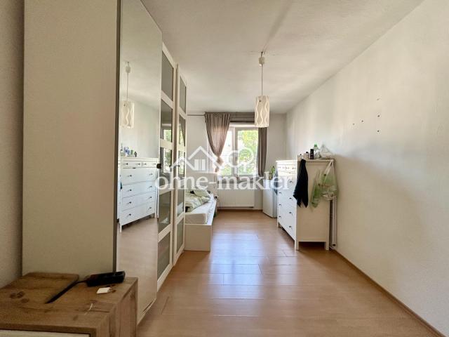 Schlaf/Wohnzimmer_1
