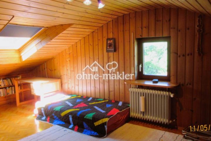 Dachgeschoss-Zimmer