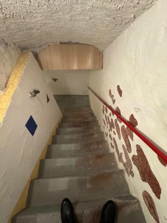 30 weiterer Kellerzugang