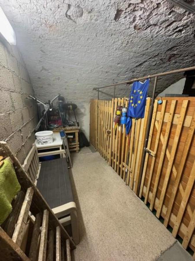 31 Lagerräume im trocken en Gewölbekeller