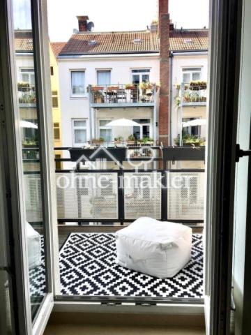 Großer Balkon (Innenhof)