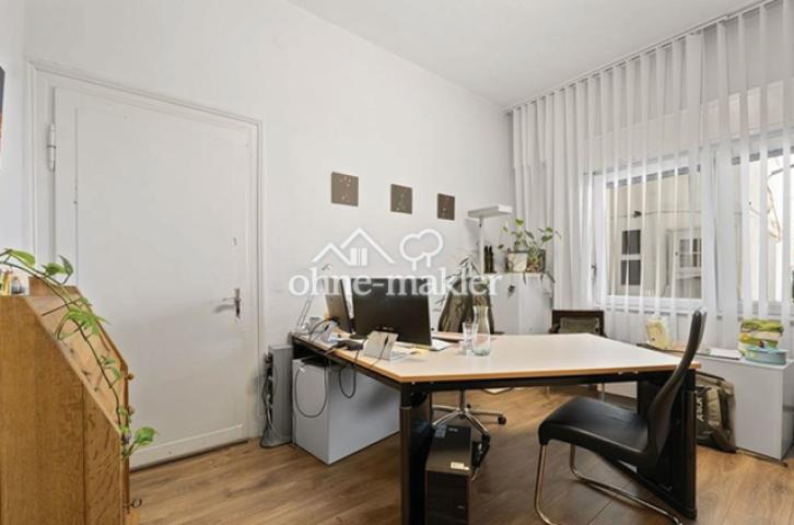 EG Zur Zeit Büro Haupthaus
