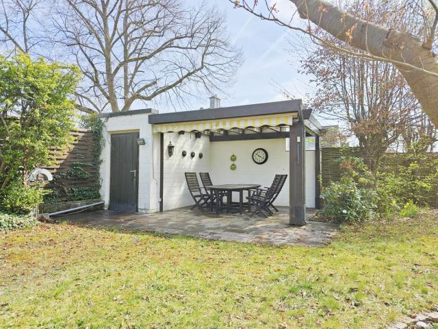Untere Terrasse