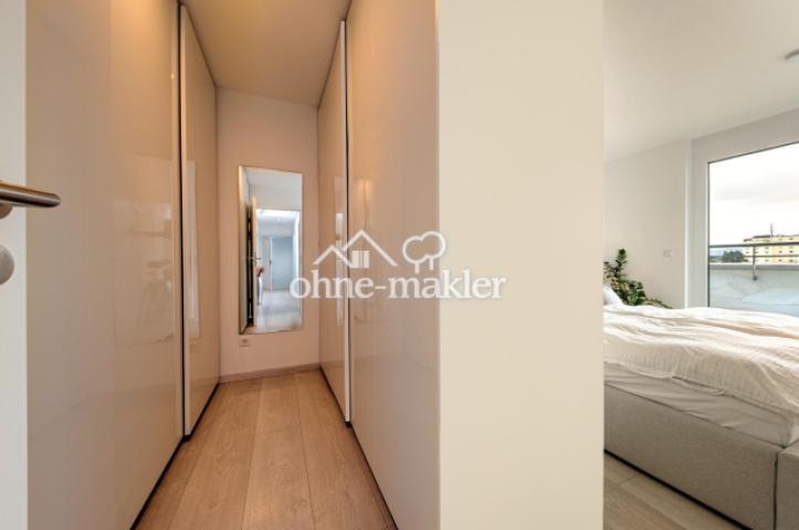 Schlafzimmer mit Ankleide