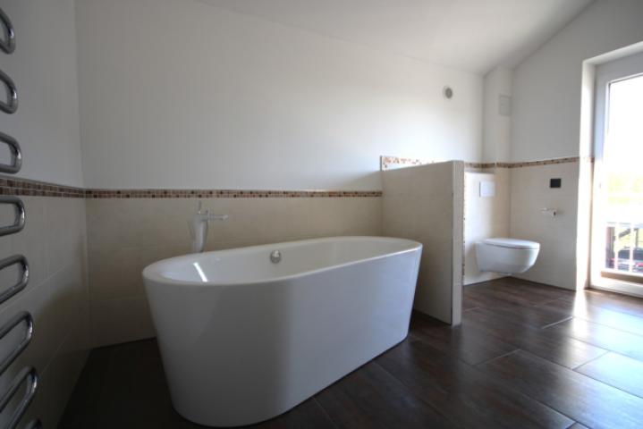 Freistehende Badewanne