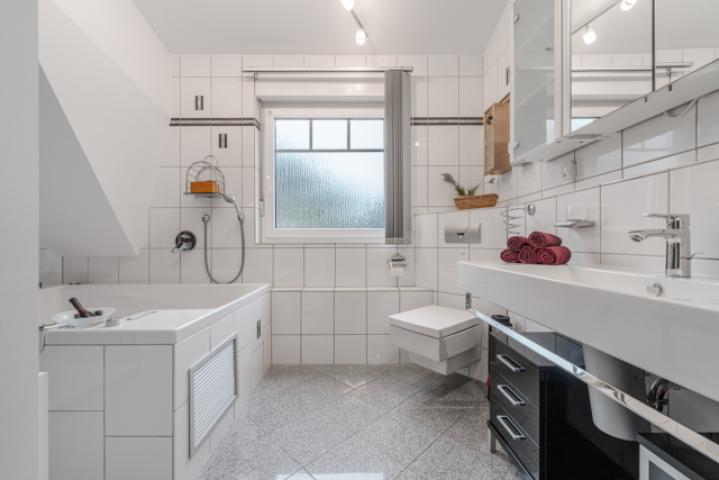 Ansicht Badezimmer 1. Obergeschoss