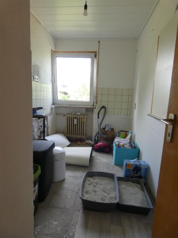 sanierungsbedürftiges Küchenzimmer